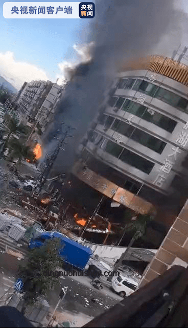 **探访高密化工厂爆炸事故现场：安全管理与应急响应的对比剖析**